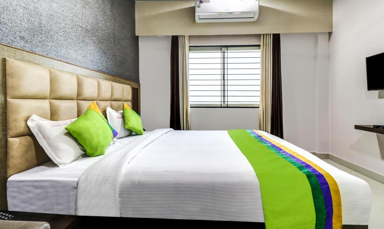 Treebo Sahara Suites 750 M From St Johns Medical College And Hospital Bengaluru Zewnętrze zdjęcie